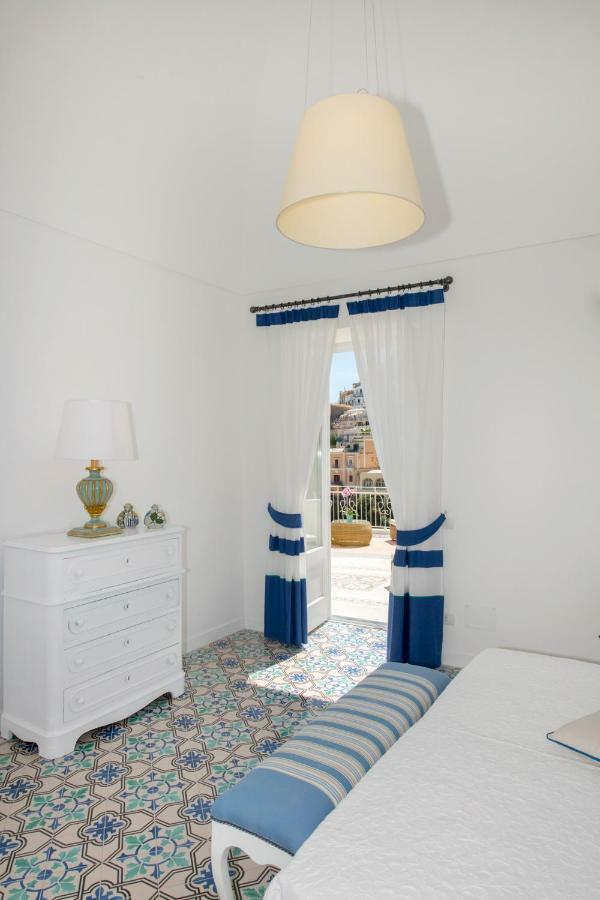 Punta Re Hotel Positano Buitenkant foto